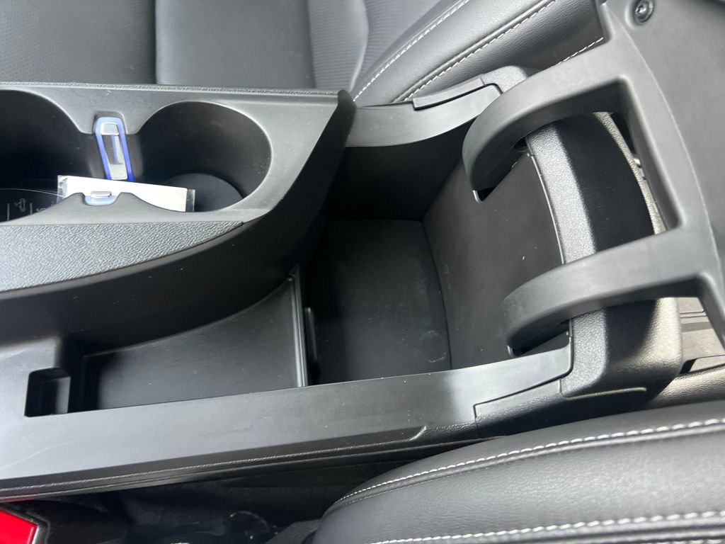 Used 2018 Chevrolet Camaro LT image 20