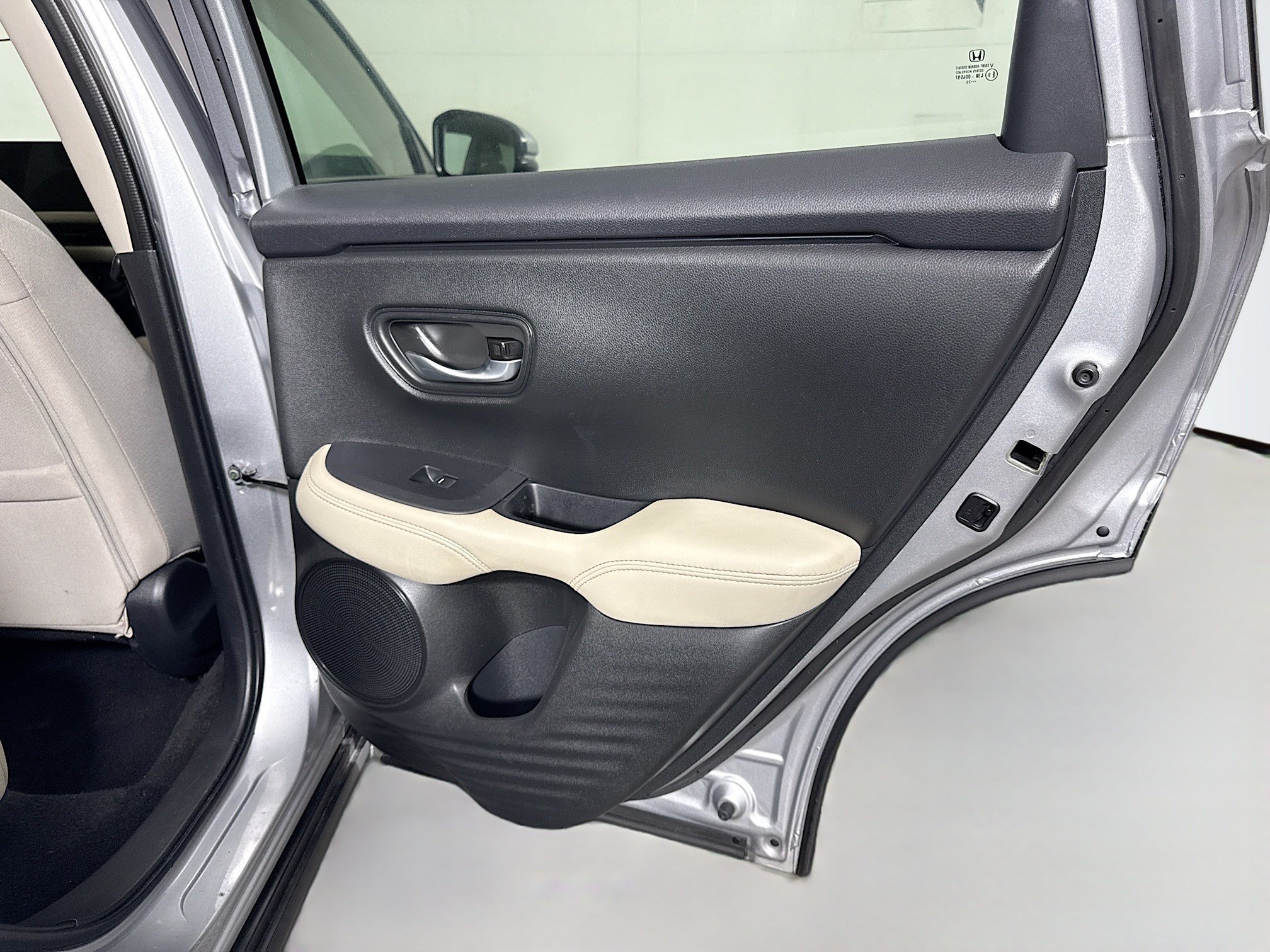 Used 2026 Honda HR-V LX image 28