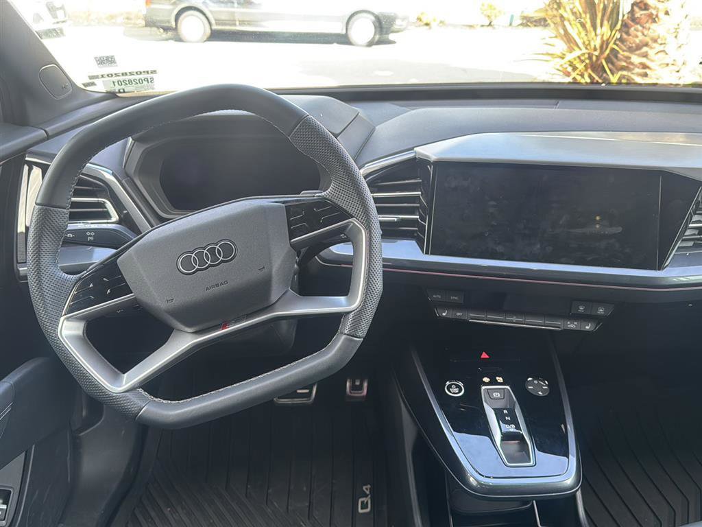 Certified 2025 Audi Q4 e-tron Premium Plus w/ Premium Plus image 10