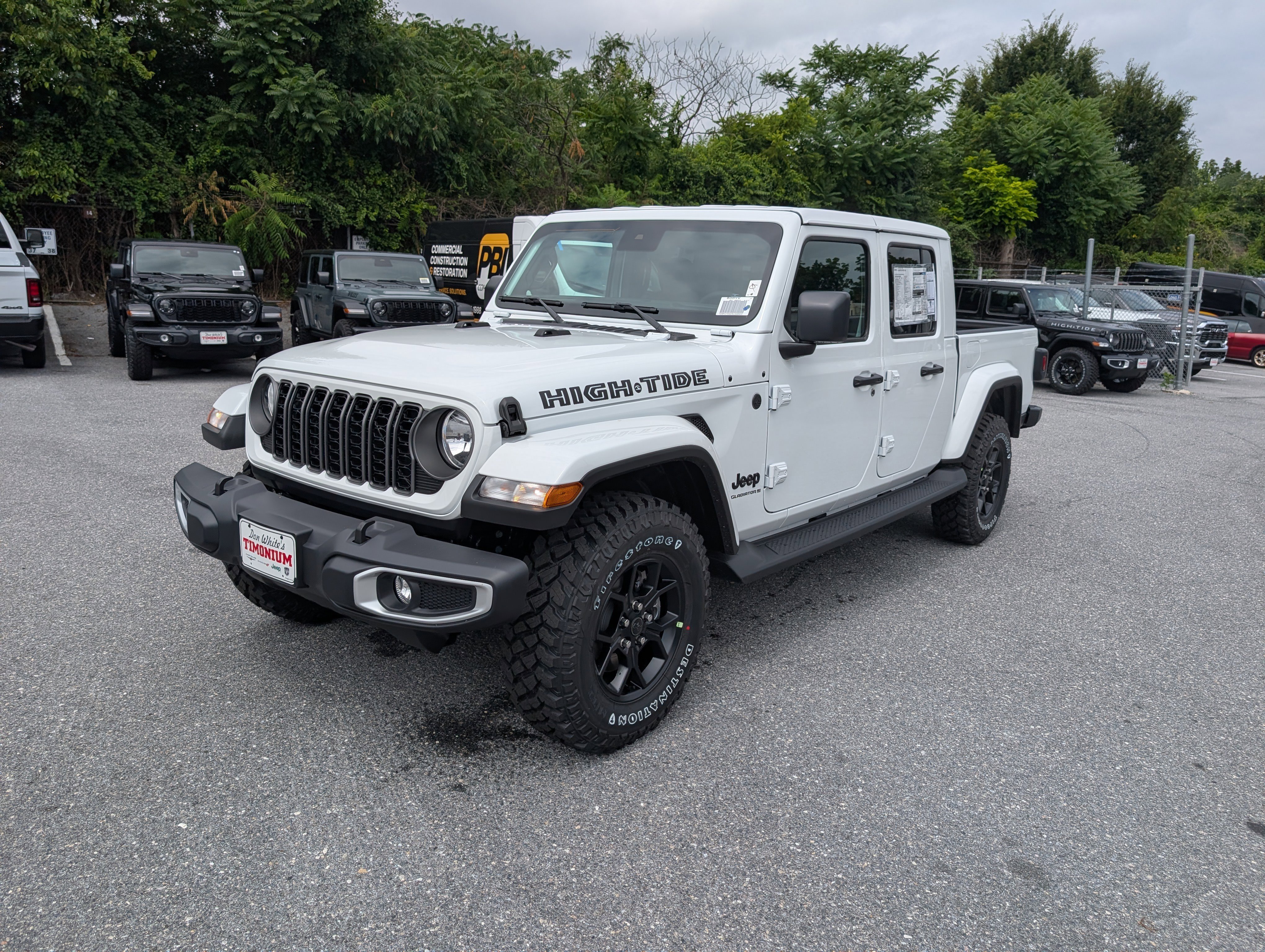 New 2025 Jeep Gladiator Sport