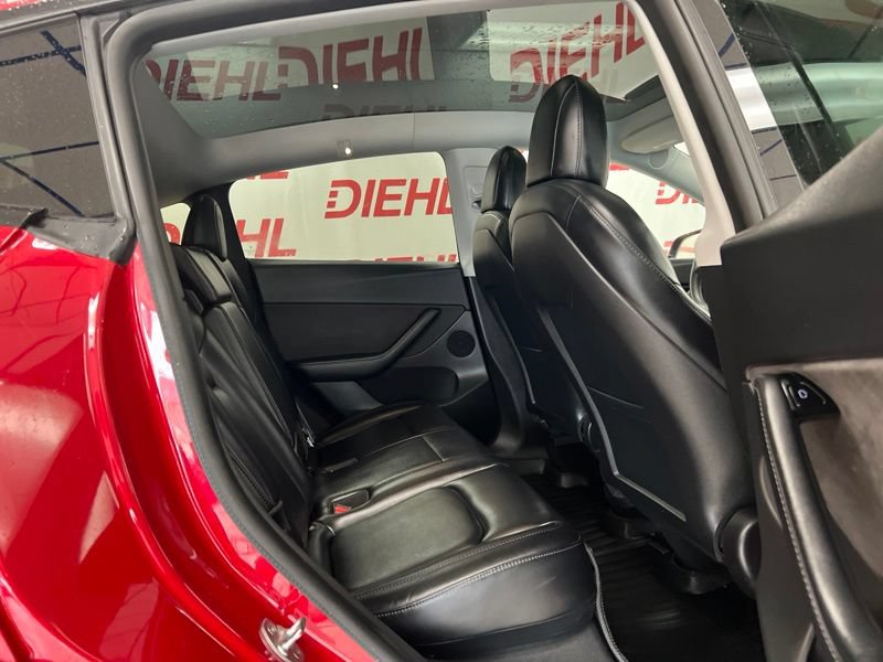 Used 2021 Tesla Model Y Long Range AWD/4WD image 11