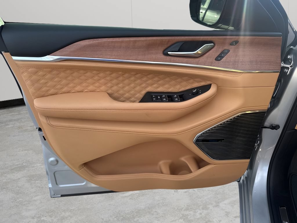 New 2025 Jeep Grand Cherokee Summit AWD/4WD image 28