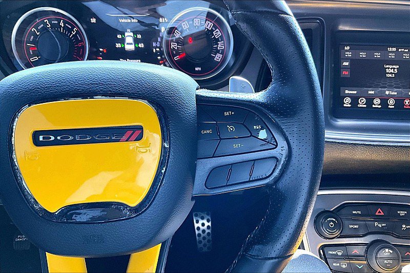 Used 2020 Dodge Challenger R/T image 19