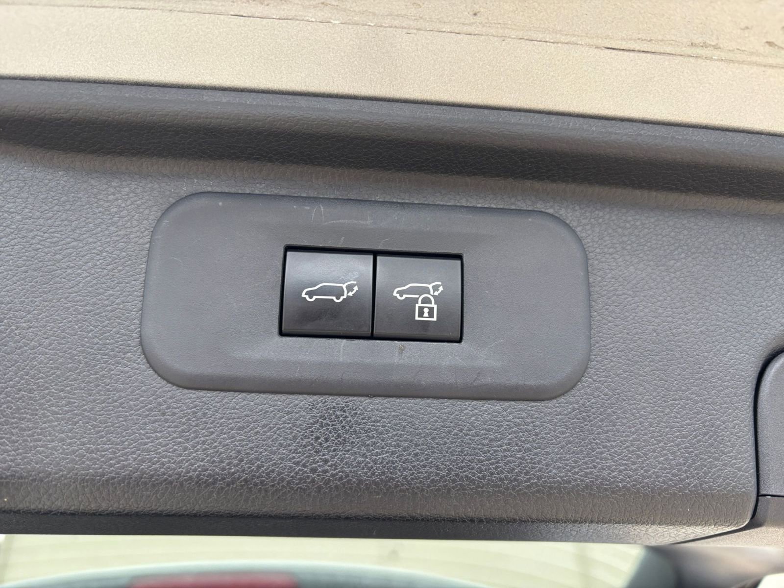 Used 2024 Toyota Grand Highlander XLE image 24