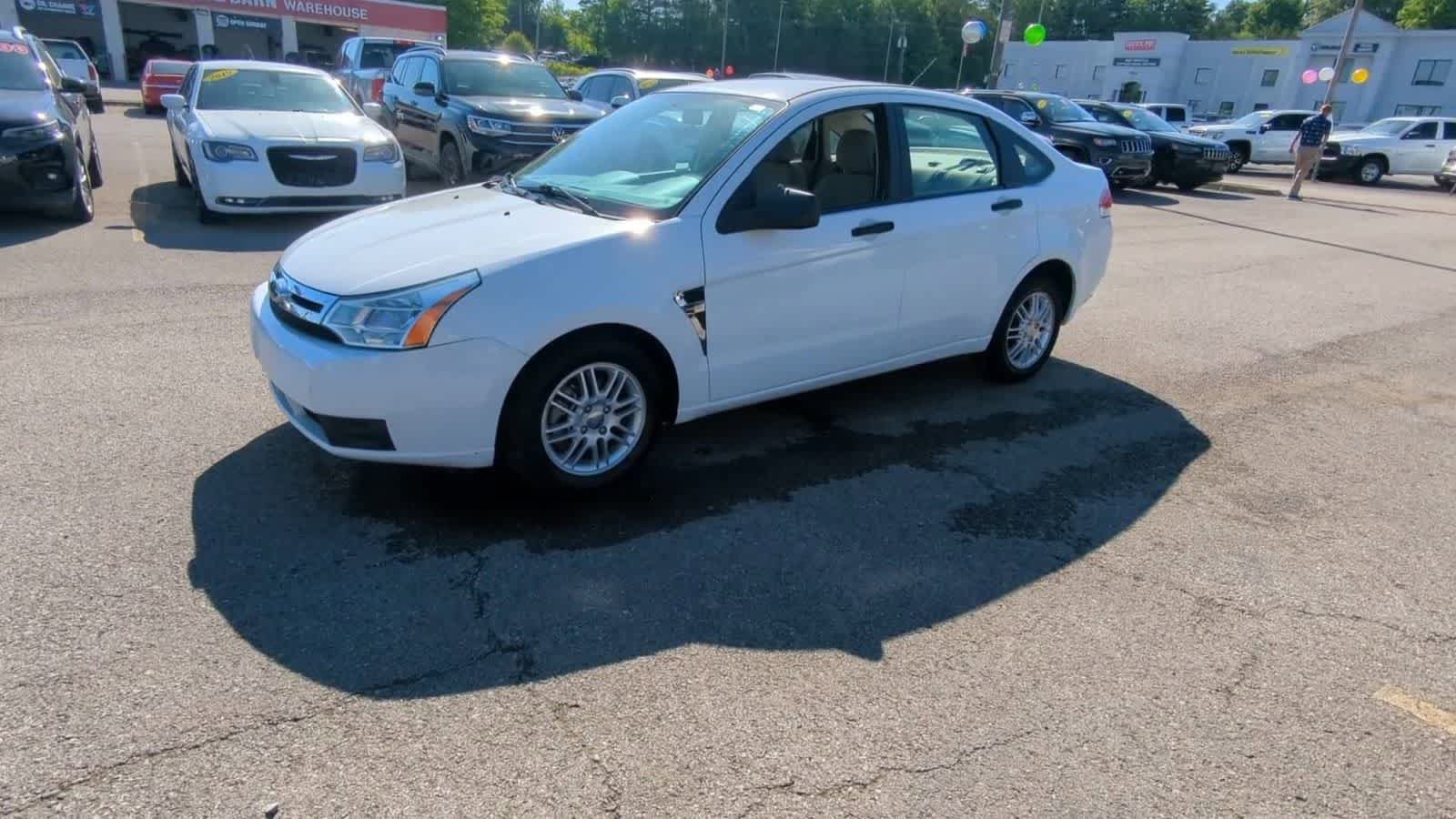 Used 2008 Ford Focus SE FWD image 4