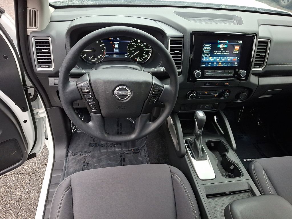 Used 2023 Nissan Frontier SV w/ Tow Package image 12