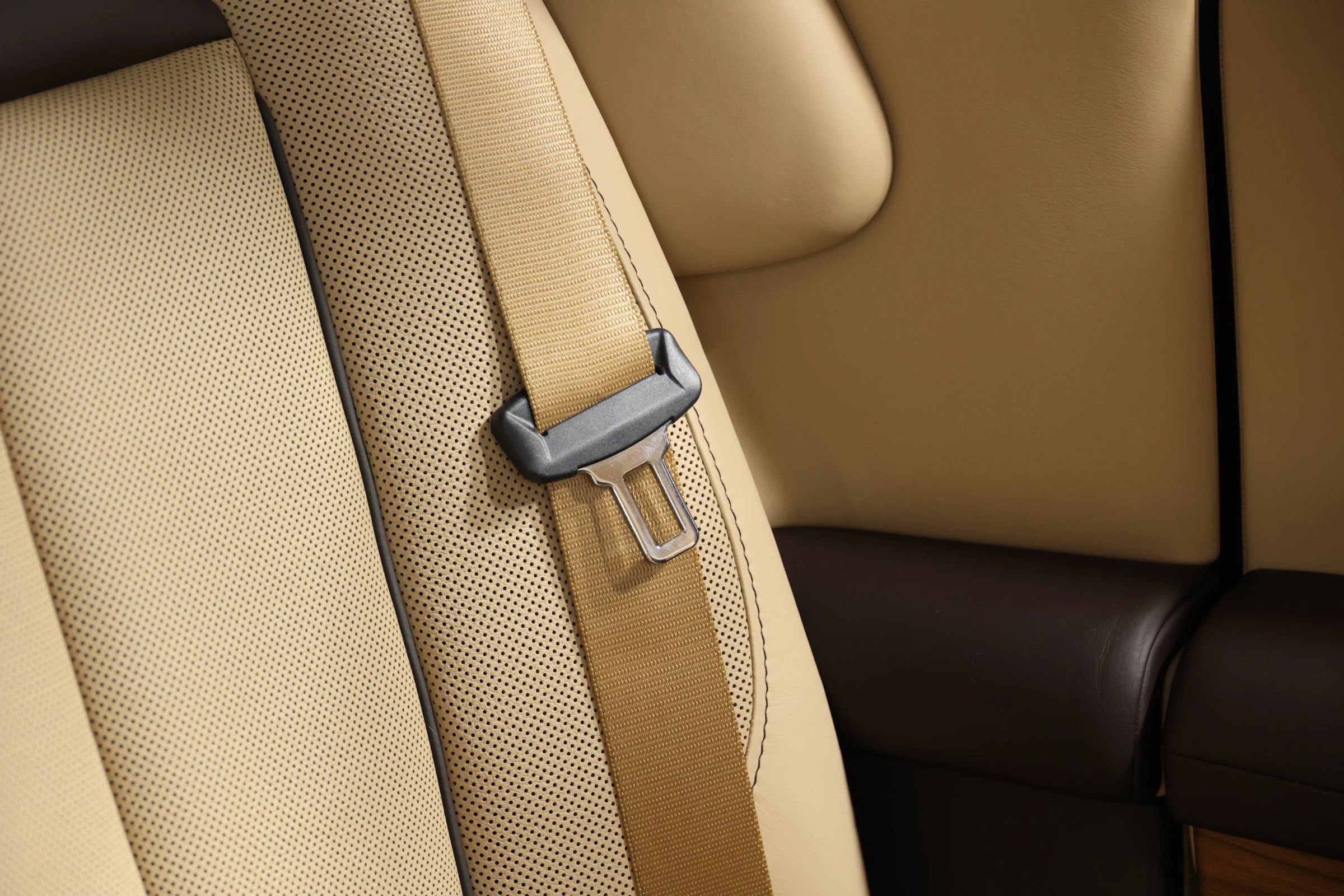 Used 2022 Rolls-Royce Ghost w/ Ghost Package image 96