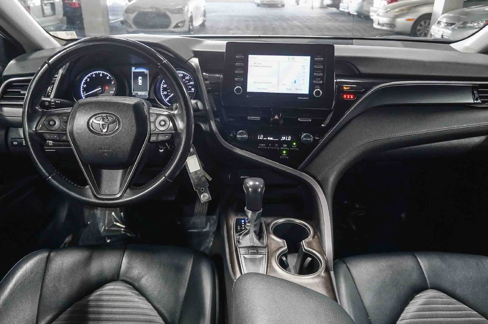 Certified 2022 Toyota Camry SE FWD image 13