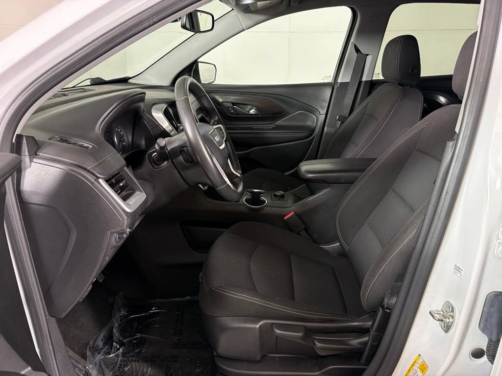 Used 2024 GMC Terrain SLE FWD image 15