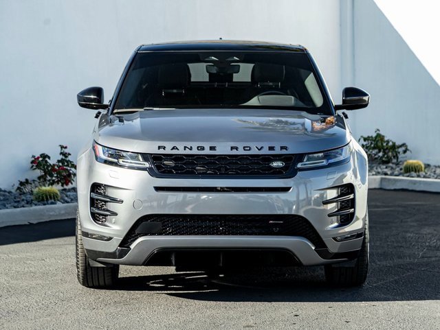 Used 2022 Land Rover Range Rover Evoque R-Dynamic SE image 3