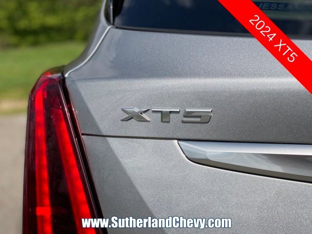 Used 2024 Cadillac XT5 Premium Luxury image 12