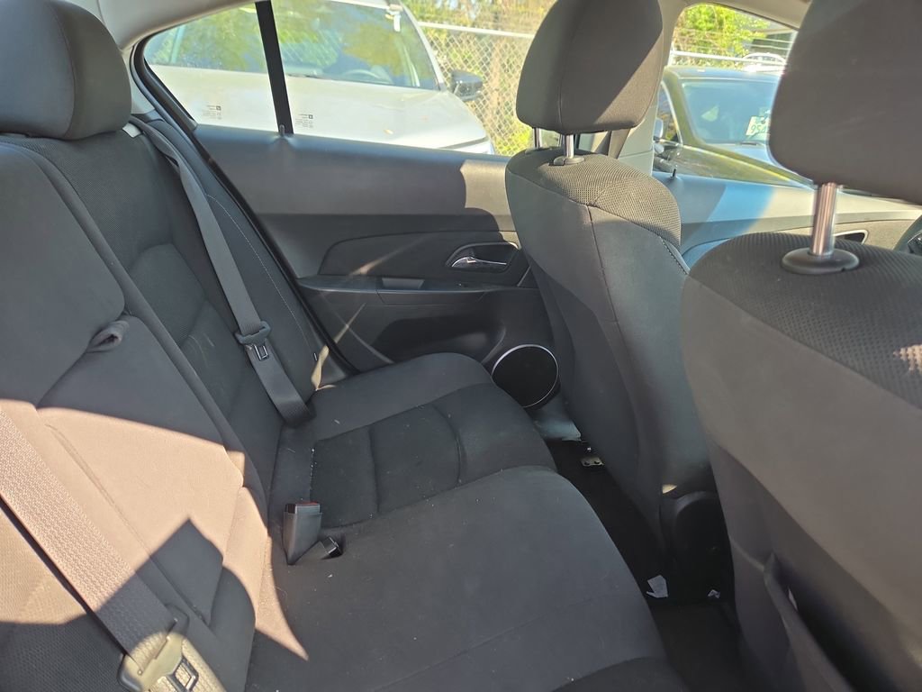 Used 2016 Chevrolet Cruze LT w/ Sun And Sound Package image 14