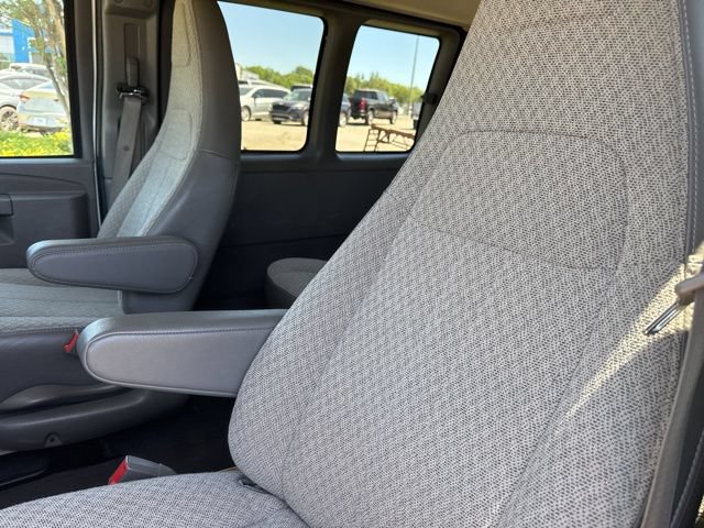 Used 2024 Chevrolet Express 3500 LT w/ LT Preferred Equipment Group RWD image 11