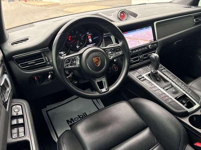 Used 2021 Porsche Macan GTS AWD/4WD image 25