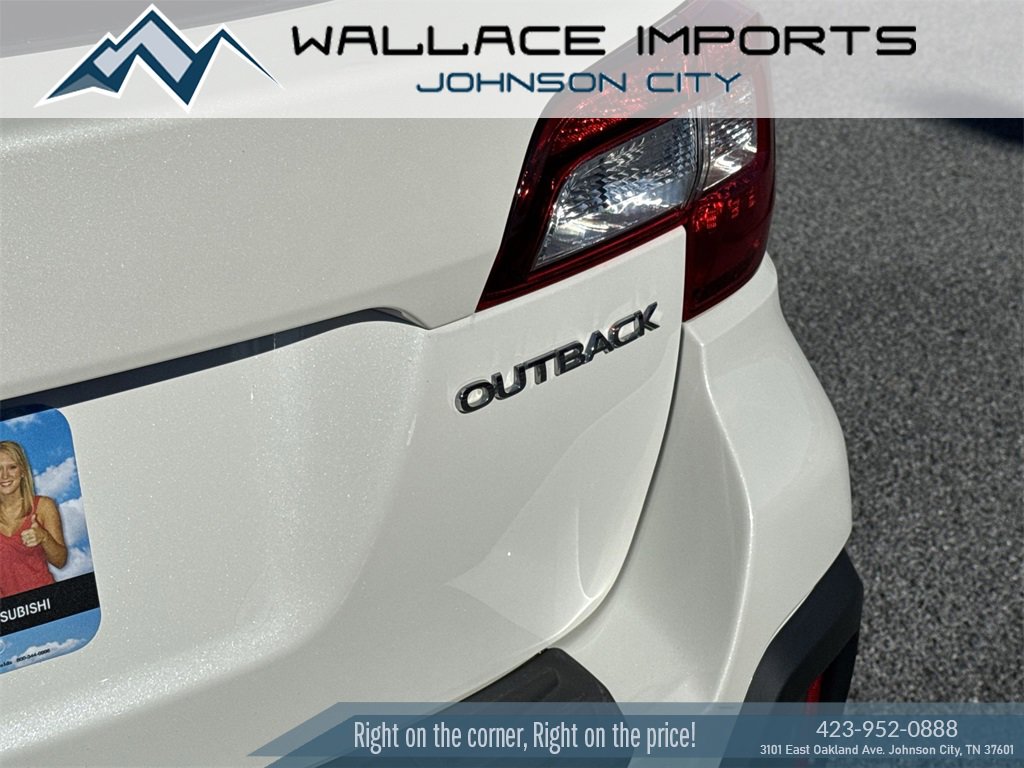 Used 2018 Subaru Outback 2.5i Limited image 11