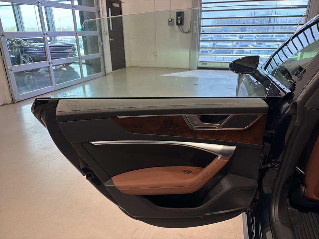 Used 2021 Audi A7 e Premium Plus w/ Black Optic Package AWD/4WD image 34