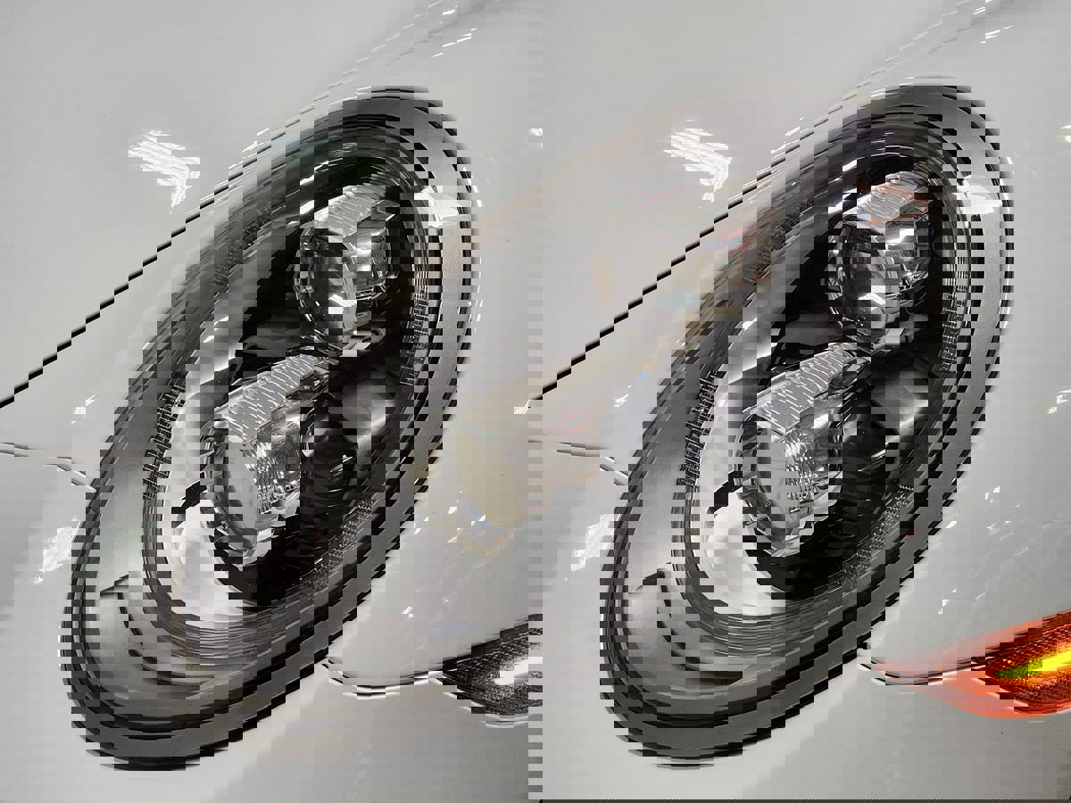 Used 2019 Porsche 911 Turbo image 19