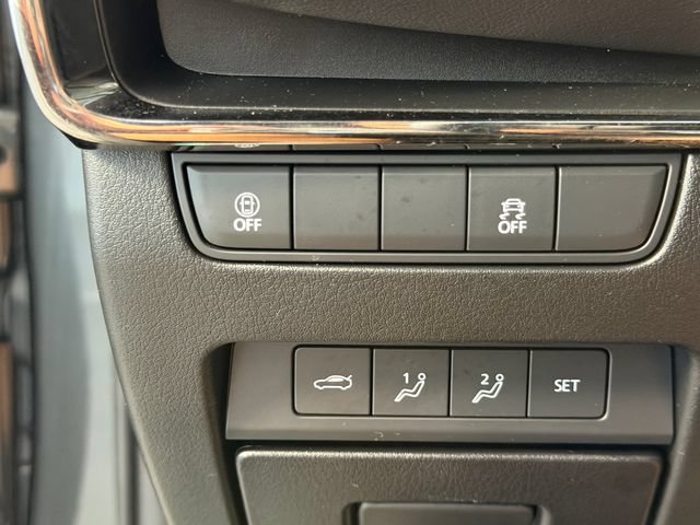 Used 2023 MAZDA MAZDA3 s FWD image 24