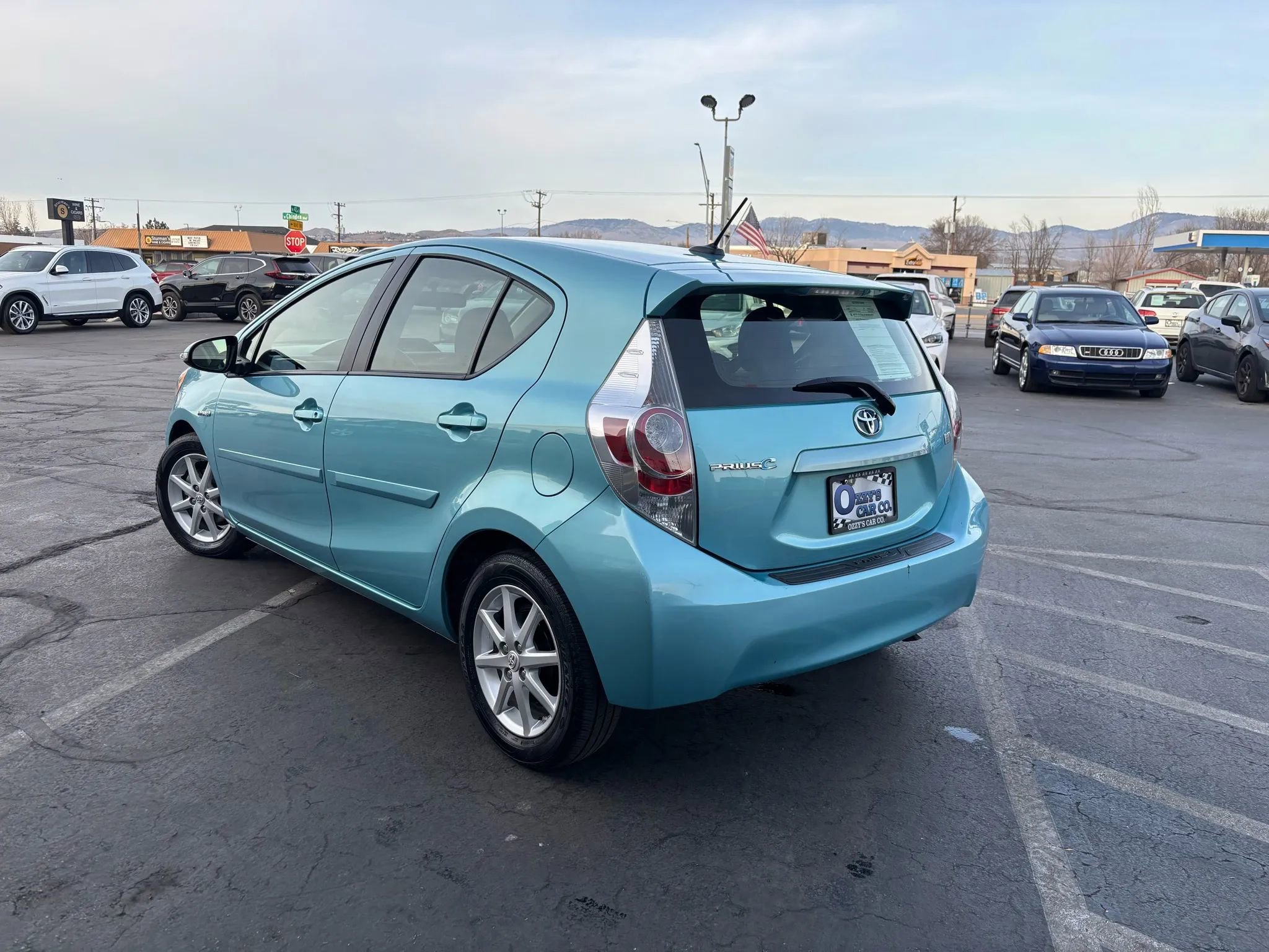 Used 2012 Toyota Prius C Three image 3