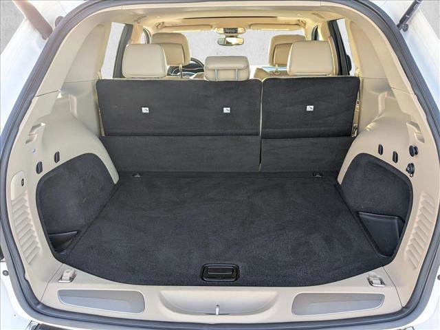 Used 2019 Jeep Grand Cherokee Limited RWD image 6