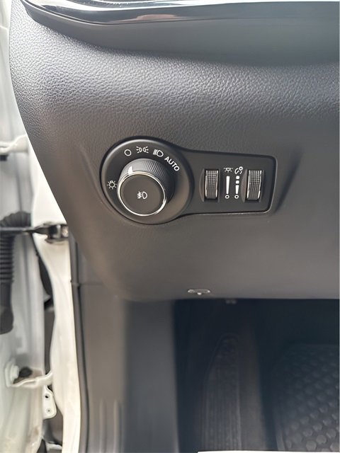 Used 2024 Jeep Compass Trailhawk w/ Trailhawk Elite Group image 12