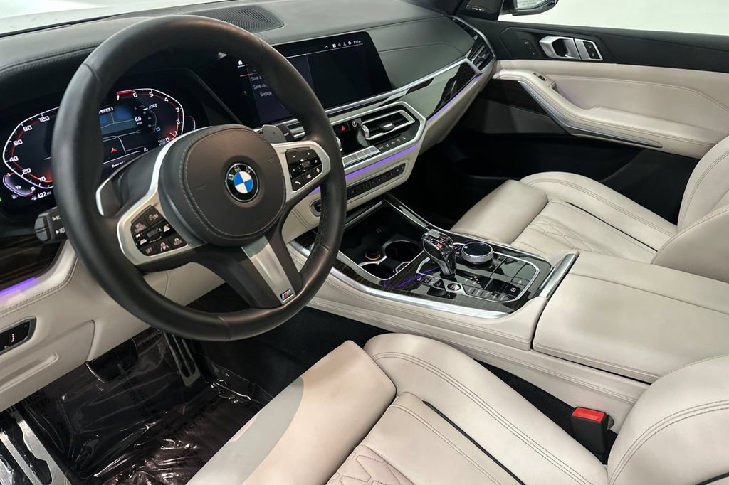 Used 2020 BMW X5 M50i w/ Executive Package AWD/4WD image 10