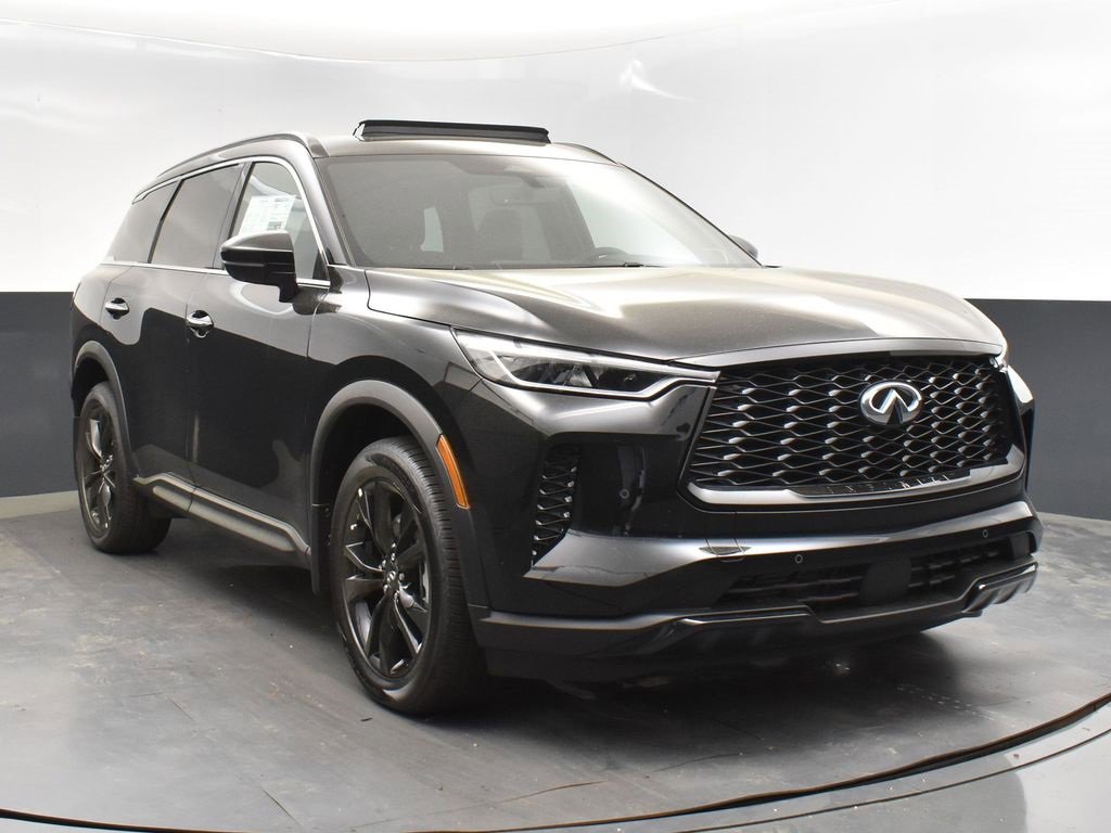 Used 2025 INFINITI QX60 Luxe w/ Black Edition image 9