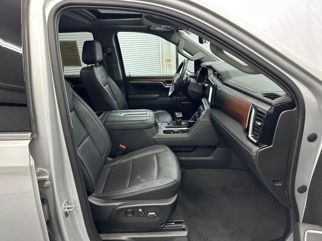 Used 2022 GMC Sierra 1500 Denali w/ Denali Reserve Package AWD/4WD image 15
