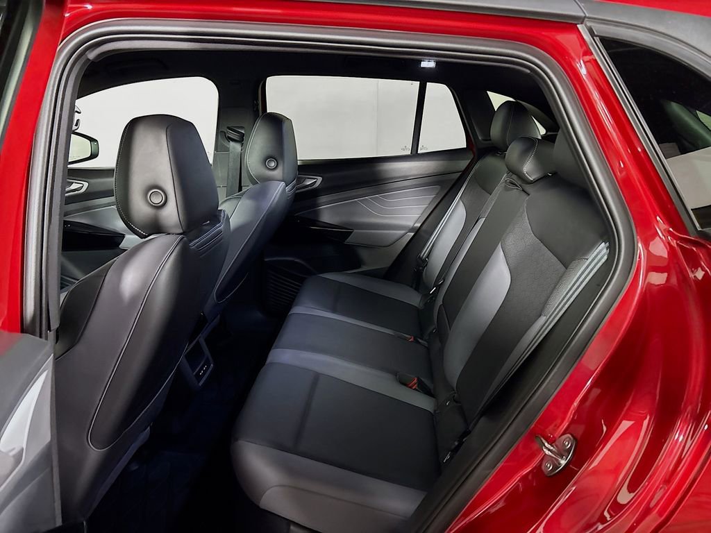 Used 2023 Volkswagen ID.4 S image 22