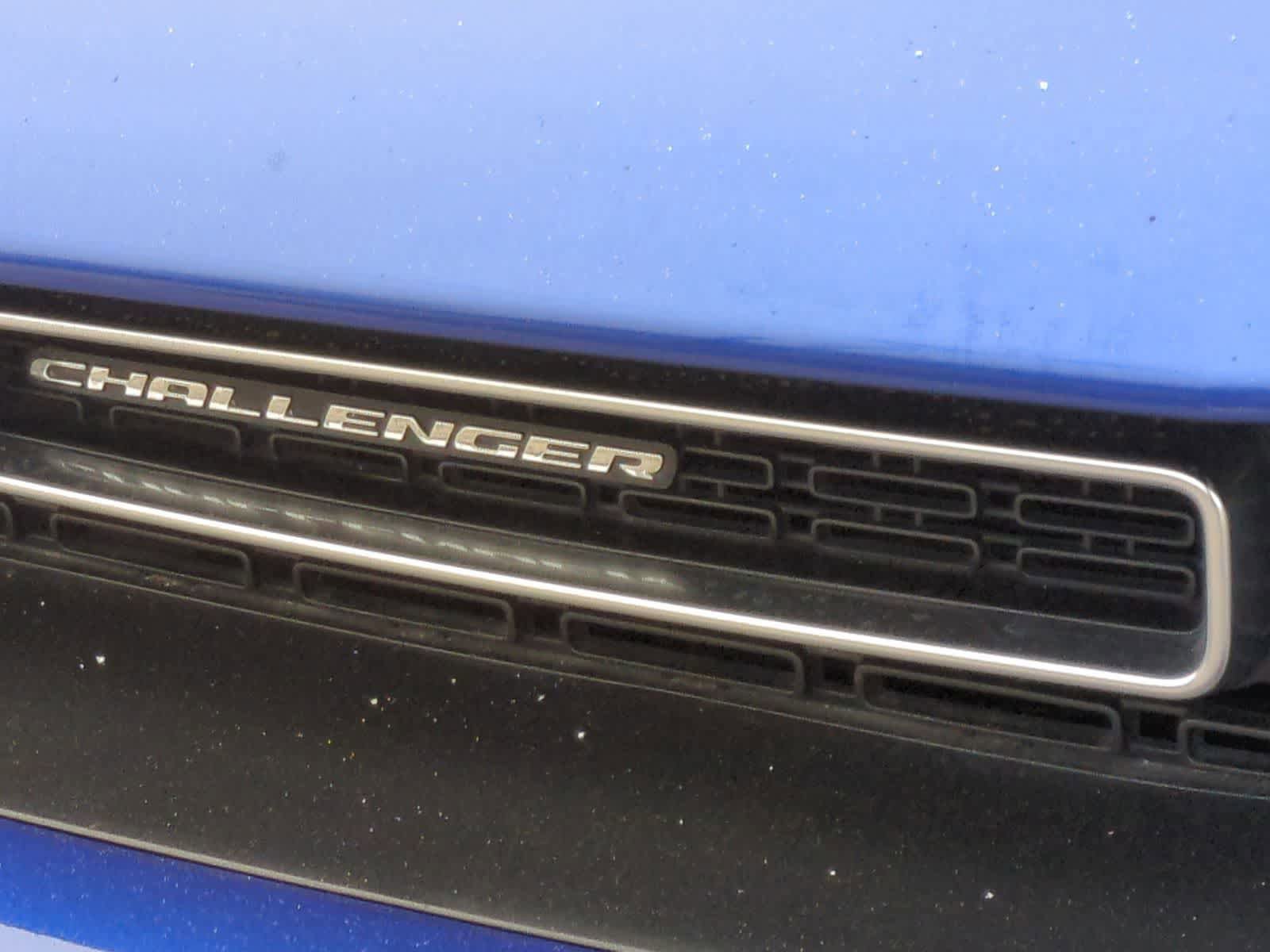 Used 2022 Dodge Challenger R/T w/ Driver Convenience Group image 12