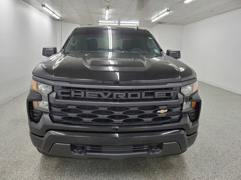 Used 2023 Chevrolet Silverado 1500 Custom w/ LPO, Dark Essentials Package image 2