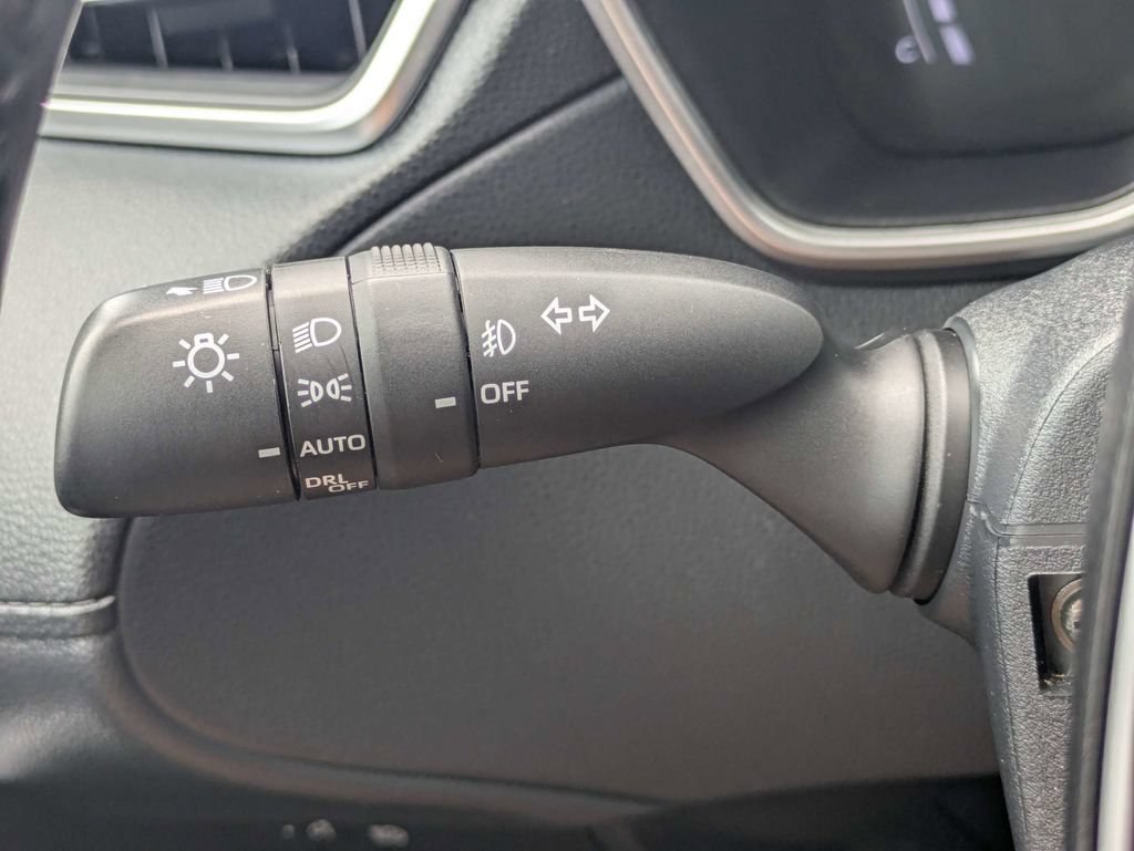 Used 2023 Toyota Corolla Cross XLE w/ Convenience Package AWD/4WD image 31