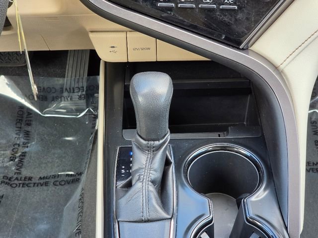 Used 2019 Toyota Camry LE FWD image 28