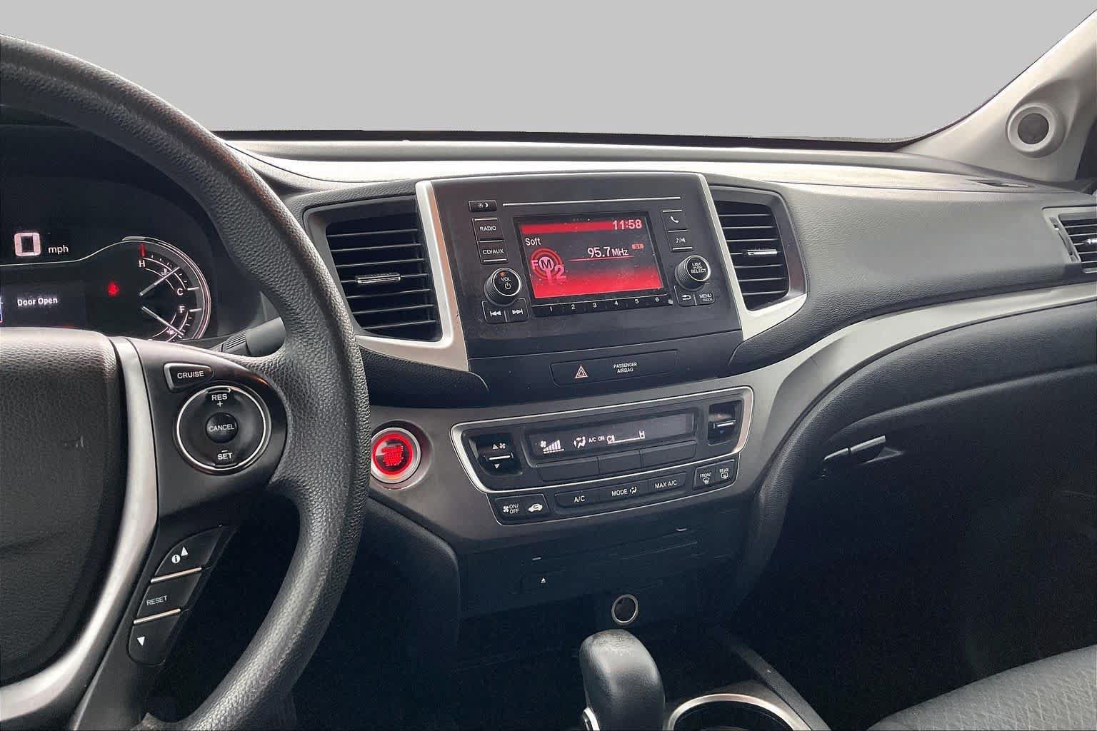 Used 2017 Honda Ridgeline RT image 6