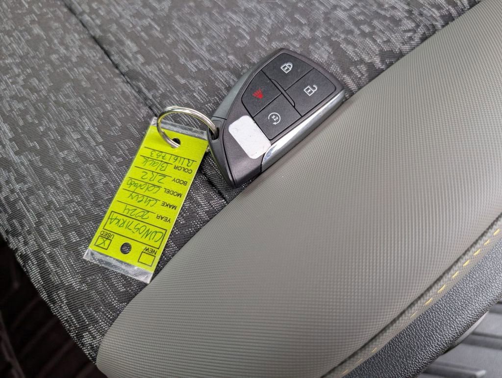 Used 2024 Chevrolet Colorado ZR2 w/ Technology Package image 47