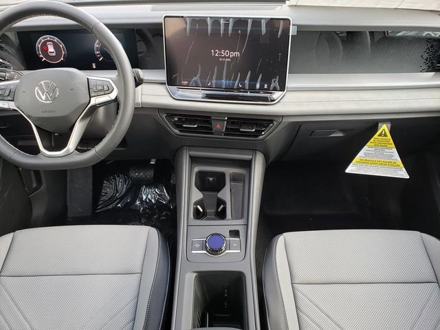 New 2026 Volkswagen Tiguan SE image 9