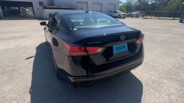 Used 2025 Nissan Altima 2.5 SV image 7