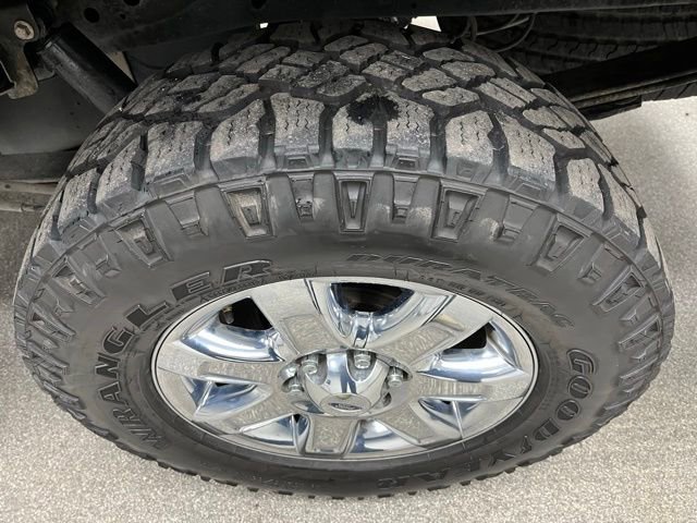 Used 2014 Ford F150 XLT w/ Equipment Group 302A Luxury AWD/4WD image 14