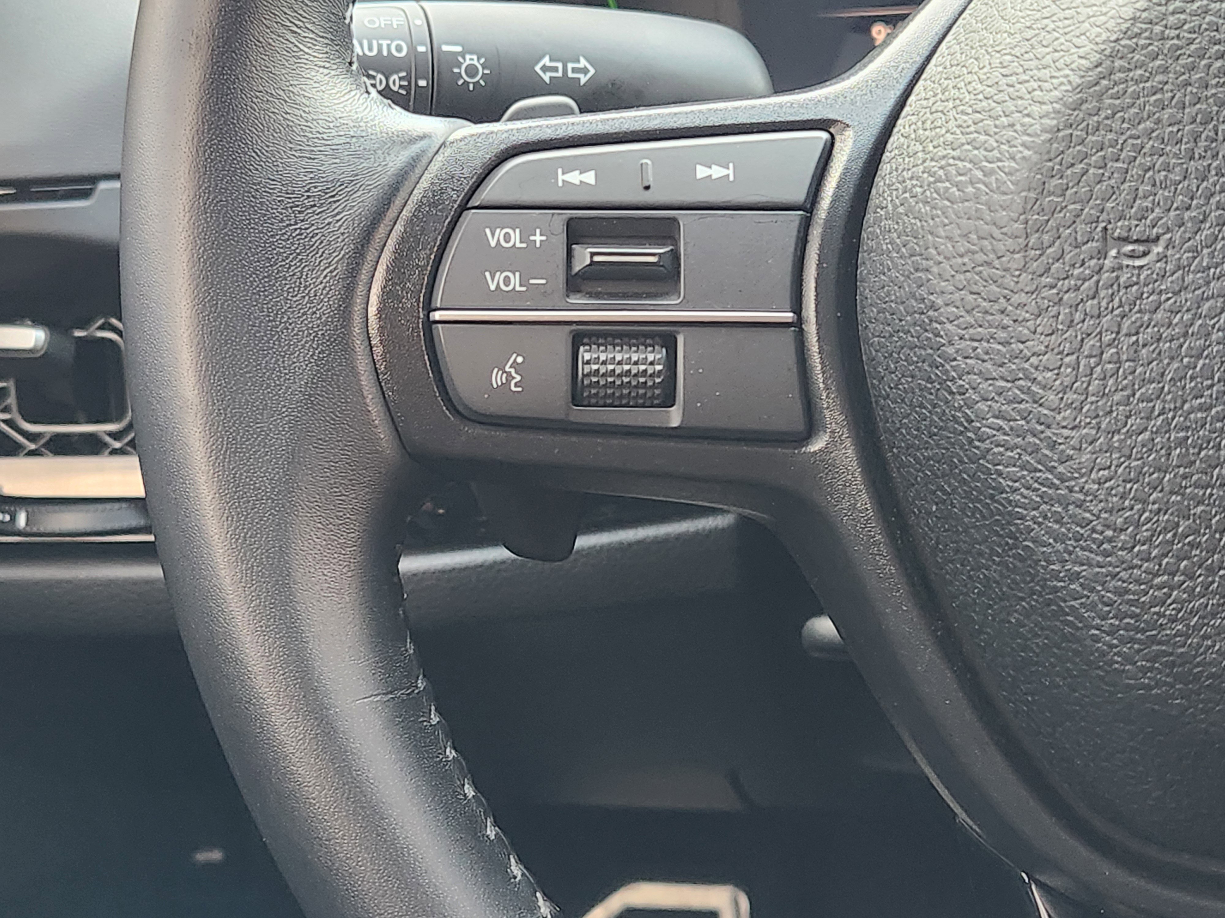 Certified 2023 Honda Accord Sport image 27