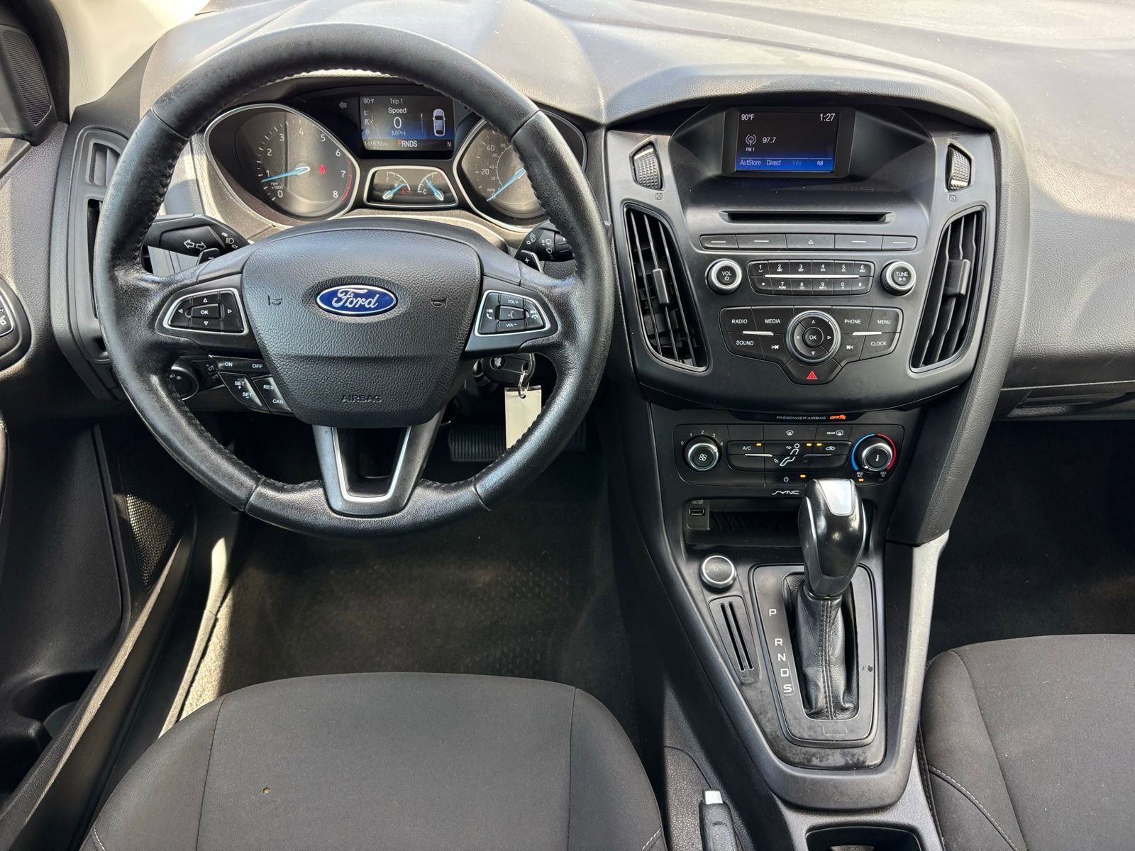 Used 2016 Ford Focus SE w/ SE Sport Package image 5