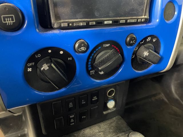 Used 2007 Toyota FJ Cruiser 4WD image 8