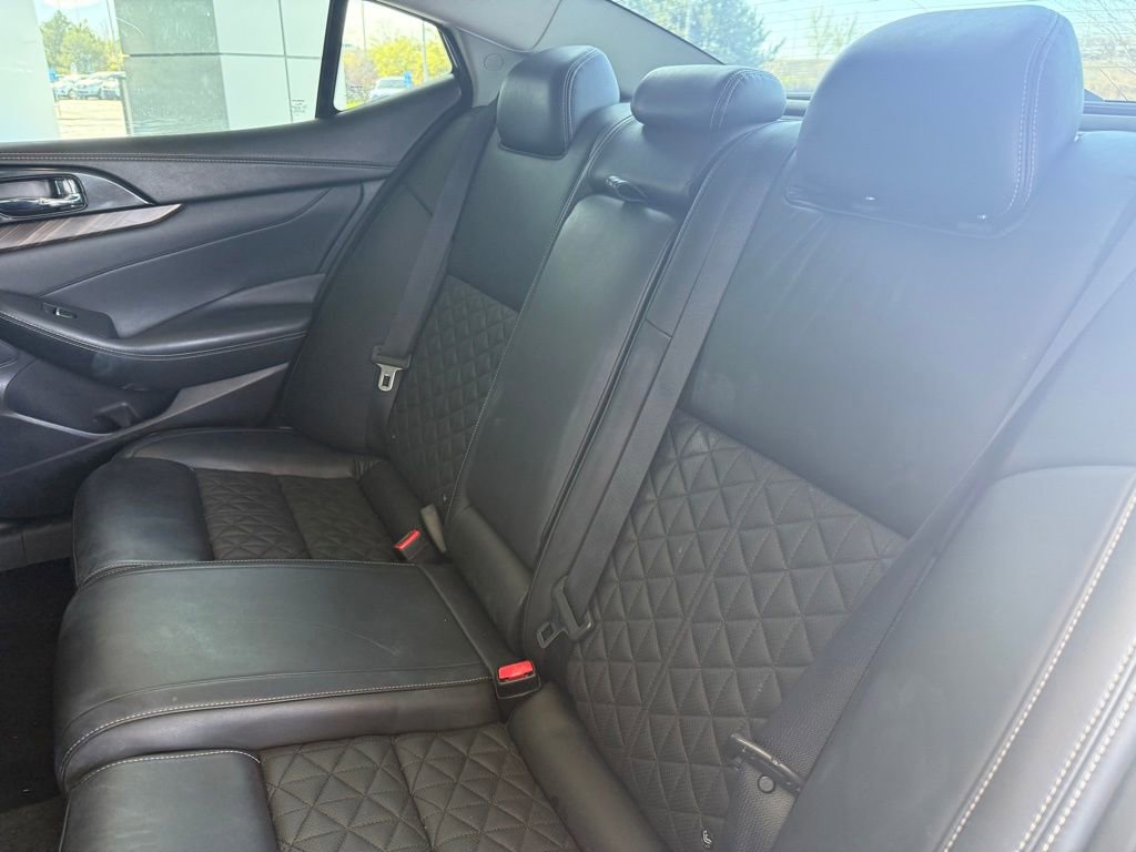 Used 2017 Nissan Maxima Platinum image 15
