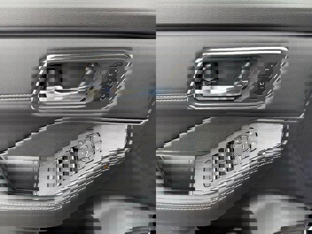 New 2026 Nissan Rogue Platinum w/ Platinum Premium Package image 11