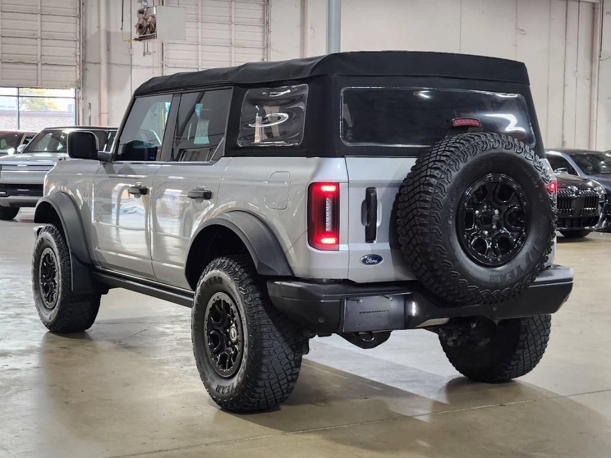 Used 2022 Ford Bronco Black Diamond AWD/4WD image 11