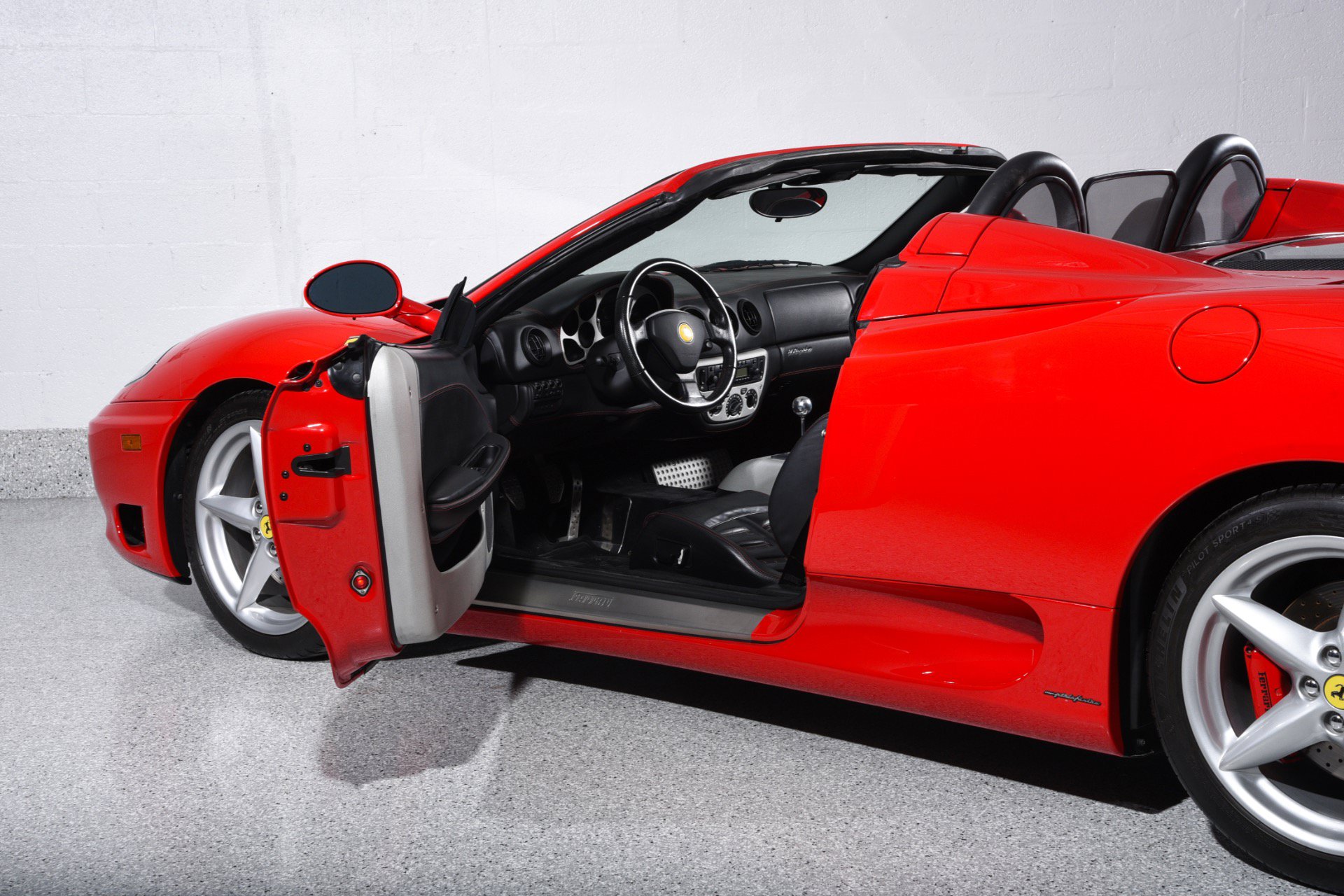 Used 2001 Ferrari 360 Spider RWD image 14