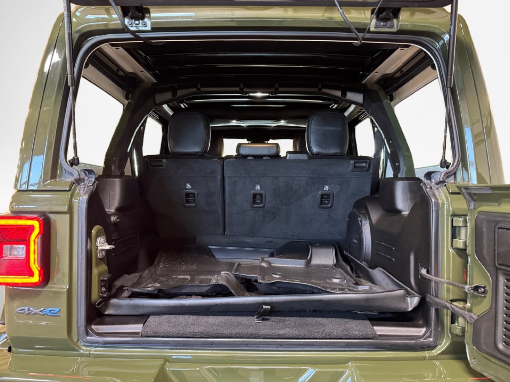 Used 2024 Jeep Wrangler High Altitude AWD/4WD image 25