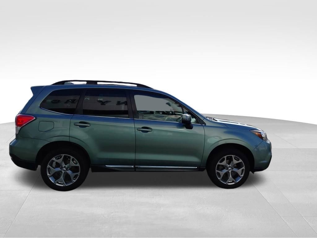 Used 2018 Subaru Forester 2.5i Touring image 2