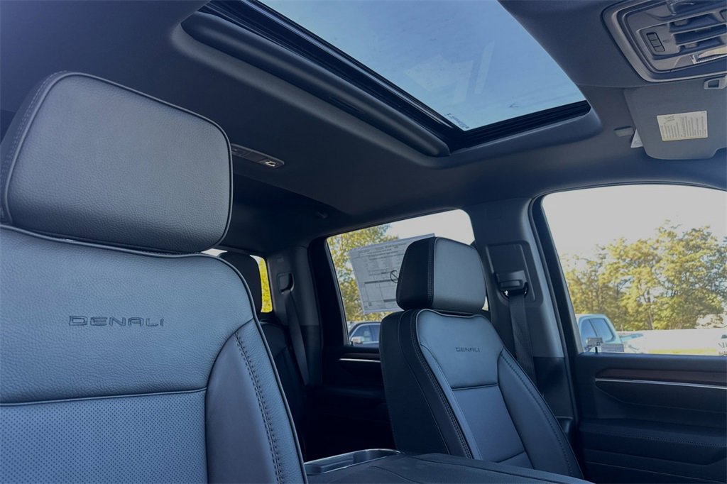 New 2025 GMC Sierra 2500 Denali w/ Max Trailering Package image 14
