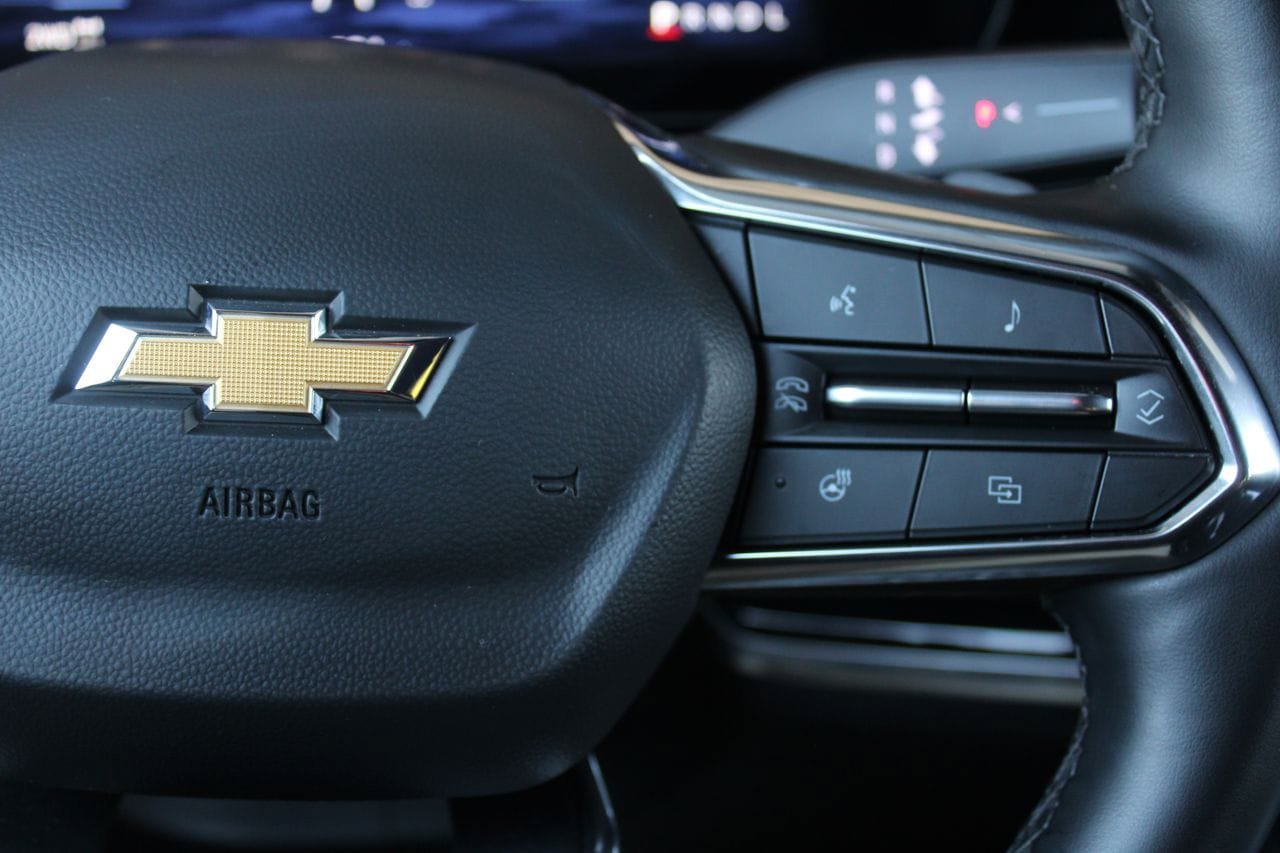 Used 2025 Chevrolet Equinox LT w/ Convenience Package II AWD/4WD image 37