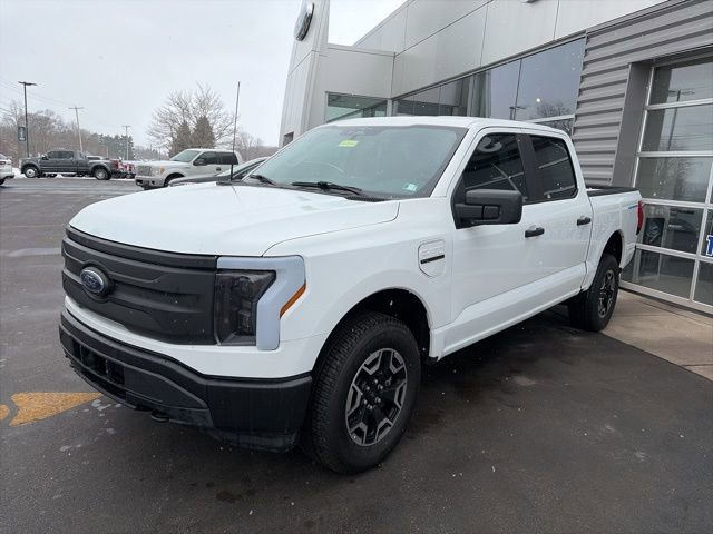 Used 2023 Ford F150 Lightning Pro image 2
